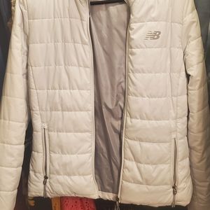 New balance womens white puffer jacket